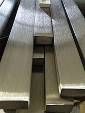 Flatbar cold drwan and hot rolled stainless steel bars with polished and protected surface