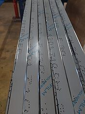 Flachstahl 30x5 4301 fertig foliert und beschriftet