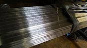 Edelstahl Flachstahl 25x10mm allseitig scharfkantig geschliffen mit Laserschutzfolie