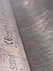Size comparison inside polished surface to a meter measurement